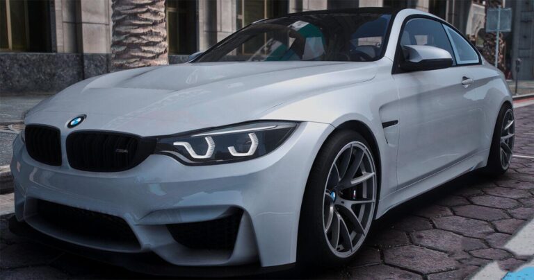Download BMW M4CS 2018